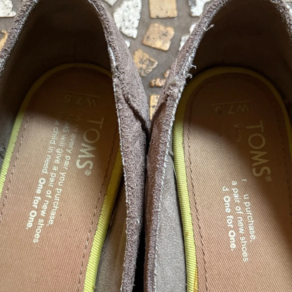 TOMS Women's Taupe Suede Loafers - Picture 5 of 8